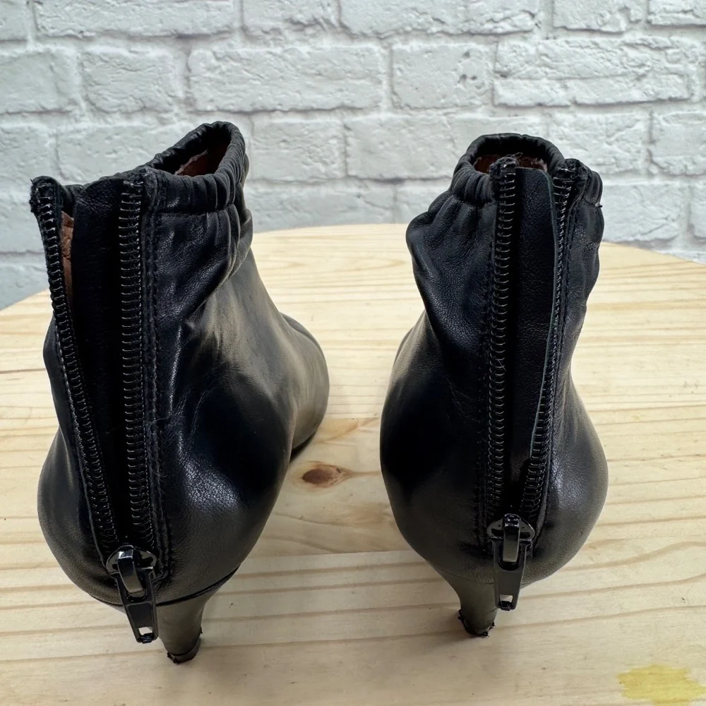 JEFFREY CAMPBELL Women's Black Zosia Kitten Heel Booties Elastic Ankle Sz 7.5 - Picture 13 of 15